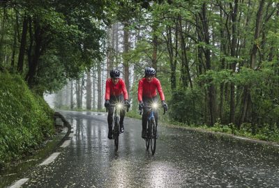 poner a punto la bicicleta para la lluvia